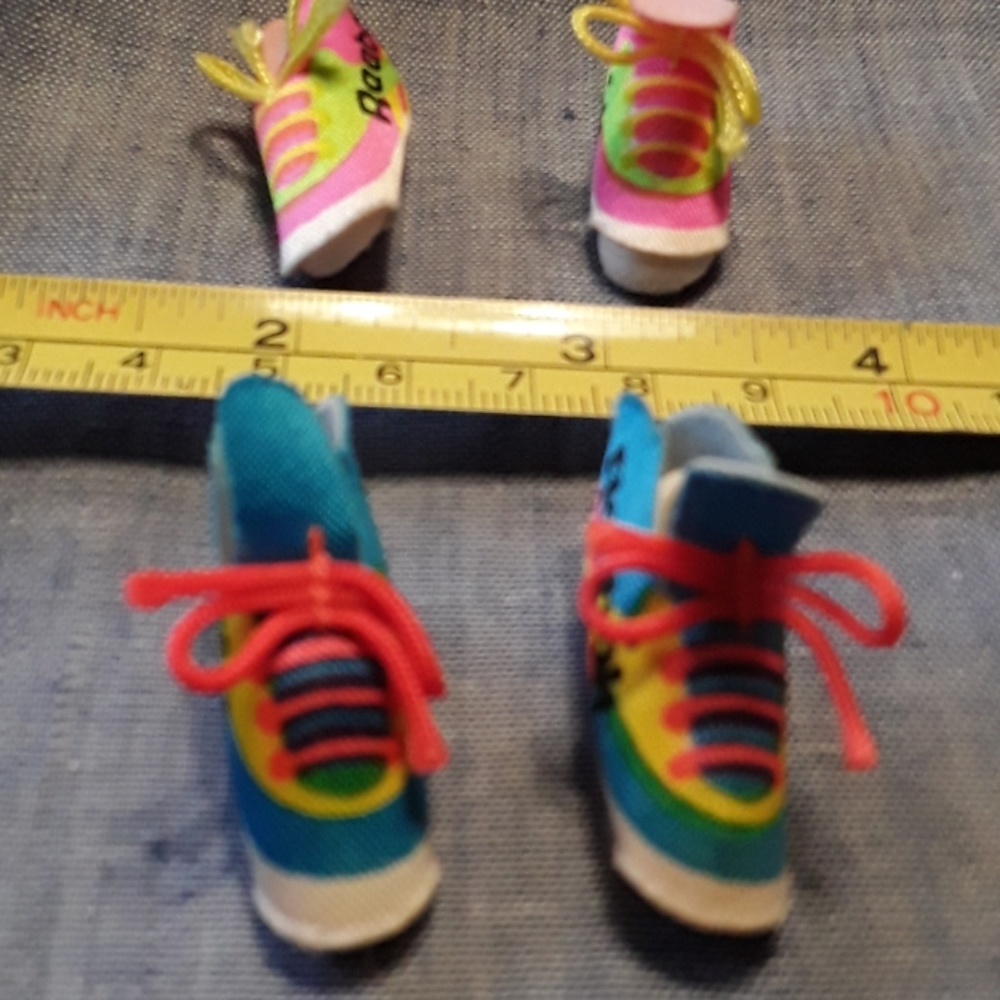 Reebok Tennies 👜 Barbies - Picture 2 of 14